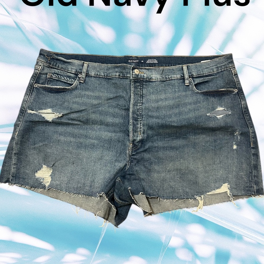 Old Navy Women's Ripped Jean Shorts - Dark Blue Plus size 28